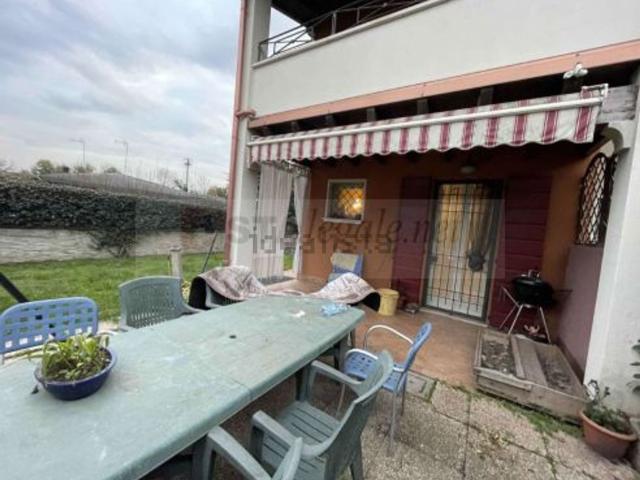 Villetta indipendente in vendita di 195 m² in Via Garza, 6