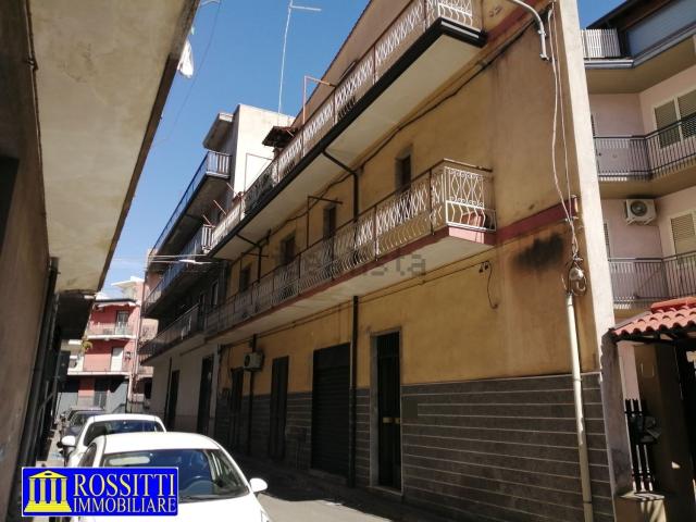 Villetta indipendente in vendita di 195 m² in Via Guglielmo Marconi