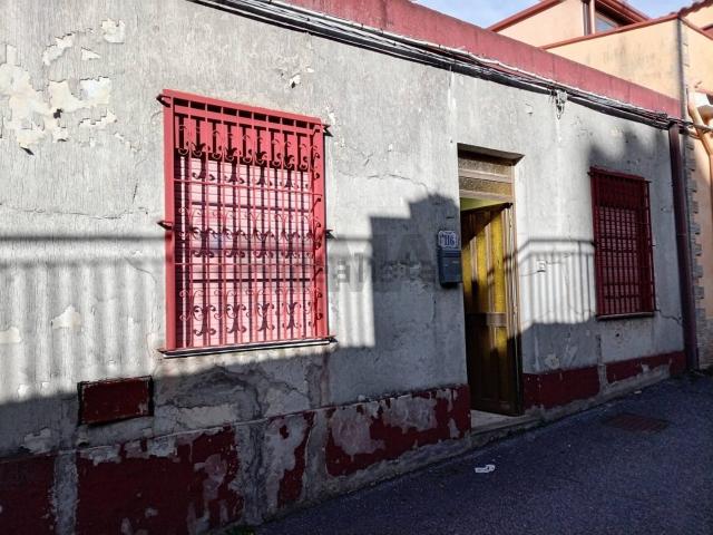 Villetta indipendente in vendita di 195 m² in Via Safi, 36