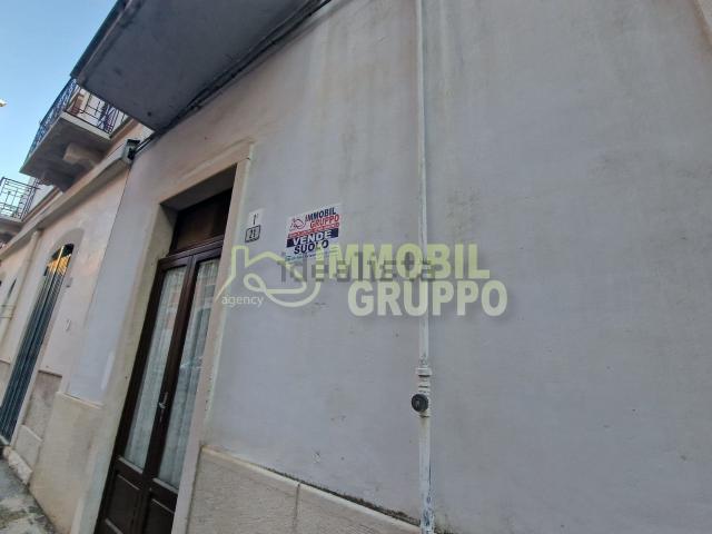 Villetta indipendente in vendita di 195 m² in Via settembrini
