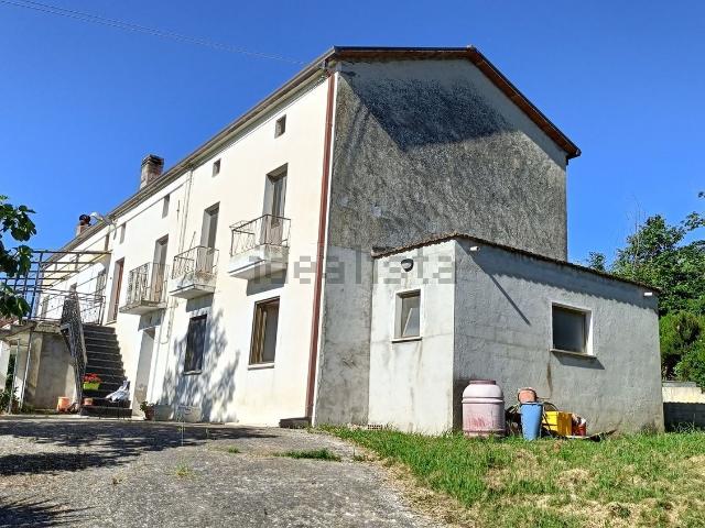 Villetta indipendente in vendita di 195 m² in Contrada Verratti