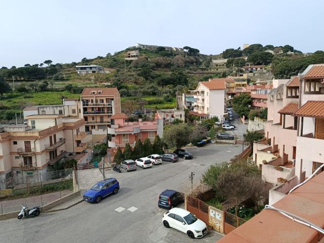 Villetta indipendente in vendita di 195 m² in Strada Comunale Faro Superiore Sperone