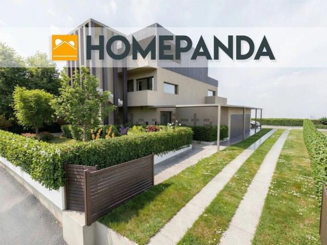 Villetta indipendente in vendita di 196 m² in Via Albano Pontedera