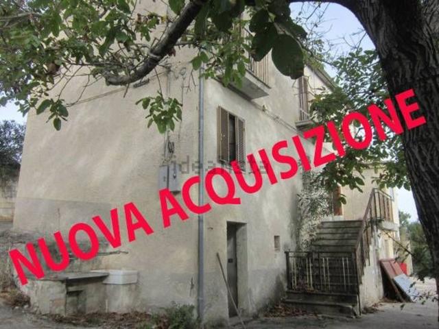 Villetta indipendente in vendita di 196 m² in Contrada Vignalacorte