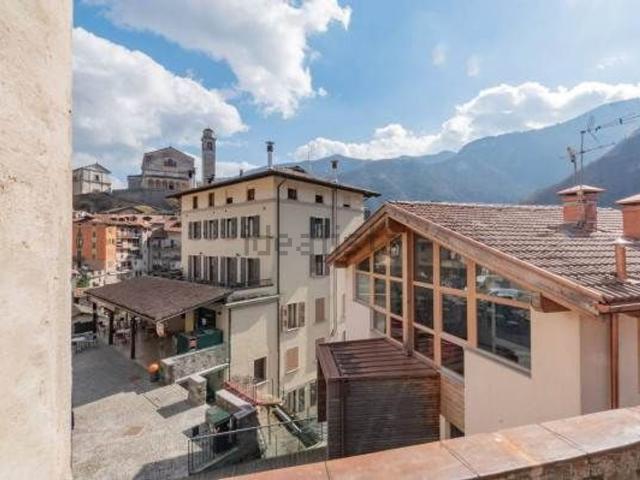 Villetta indipendente in vendita di 196 m² in Piazza Guglielmo Marconi, 13