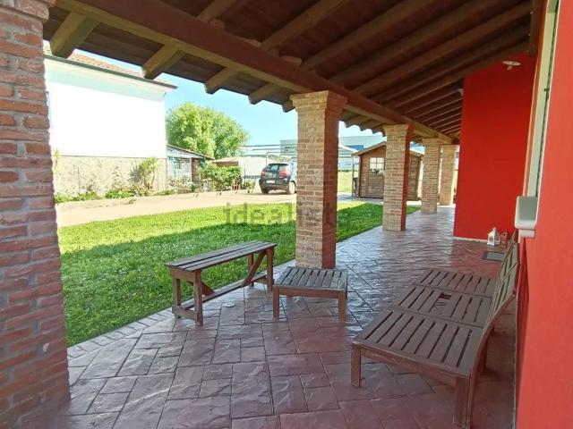 Villetta indipendente in vendita di 197 m²