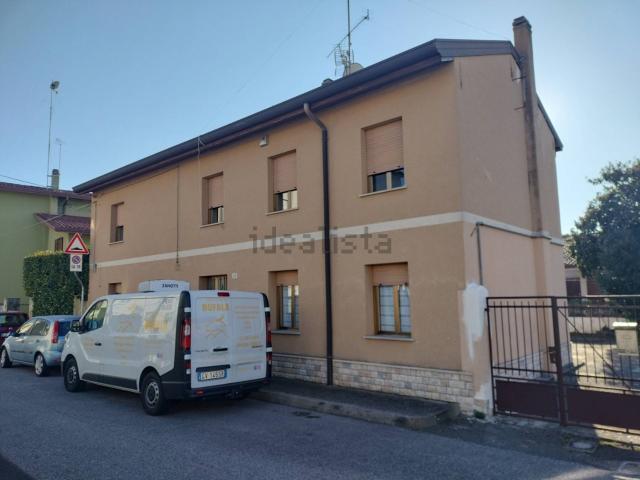 Villetta indipendente in vendita di 197 m² in Via Giacomo Vittori, 33