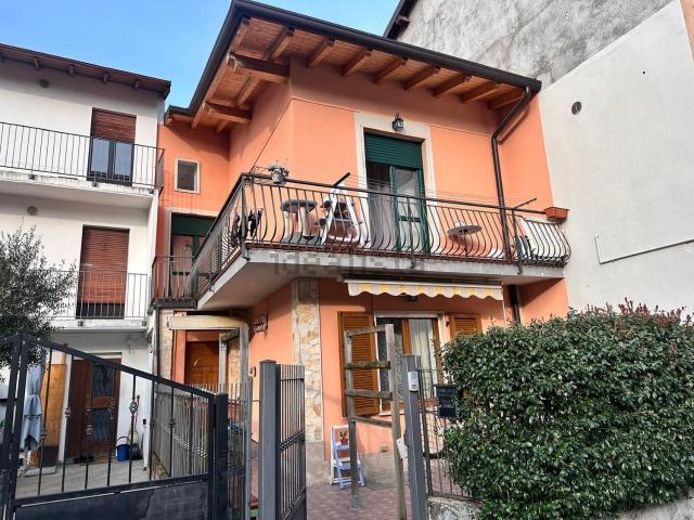 Villetta indipendente in vendita di 198 m² in Via Antonio Gramsci