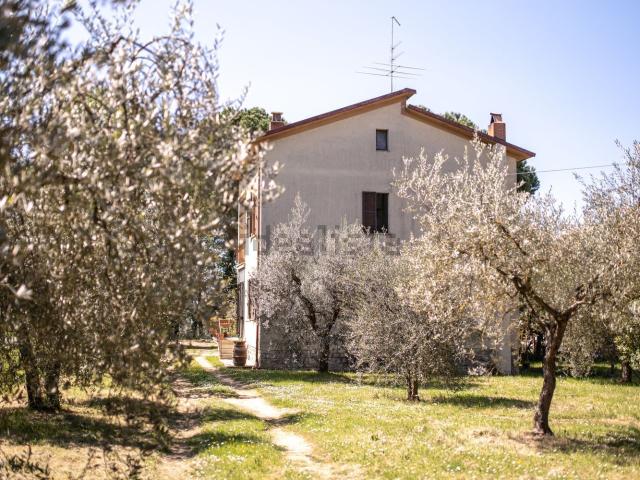 Villetta indipendente in vendita di 198 m² in Strada Statale