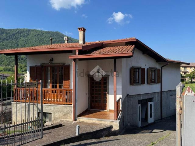 Villetta indipendente in vendita di 199 m²