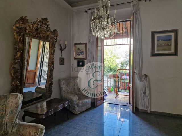 Villetta indipendente in vendita di 199 m² in Via Pietro Toselli