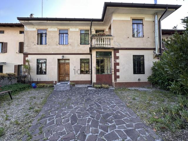 Villetta indipendente in vendita di 199 m² in Via Prepositura di San Stefano