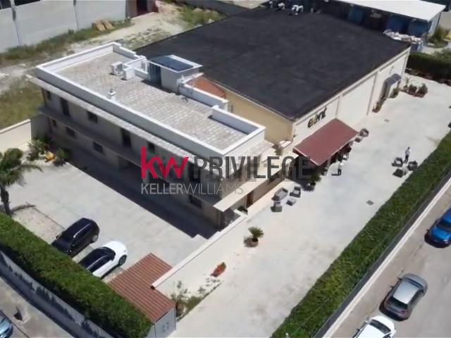 Villetta indipendente in vendita di 2000 m² in Via Francesco Franco