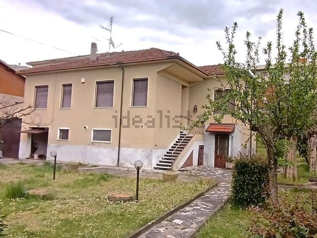 Villetta indipendente in vendita di 200 m²