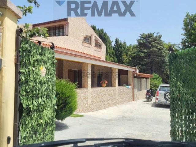 Villetta indipendente in vendita di 200 m²