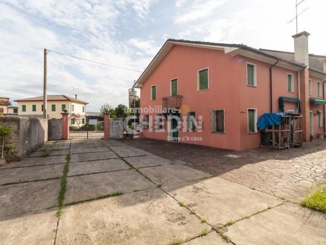 Villetta indipendente in vendita di 200 m²