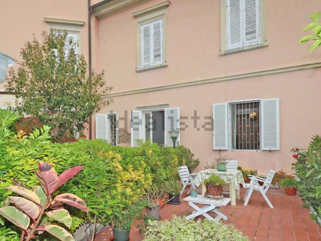 Villetta indipendente in vendita di 200 m²