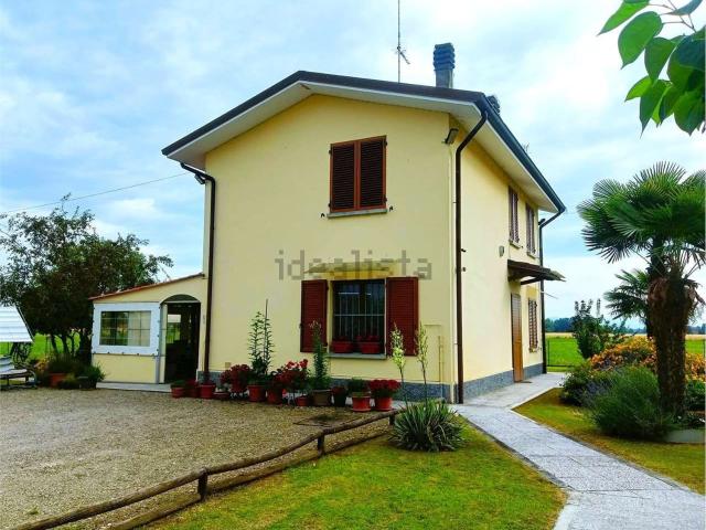 Villetta indipendente in vendita di 200 m²