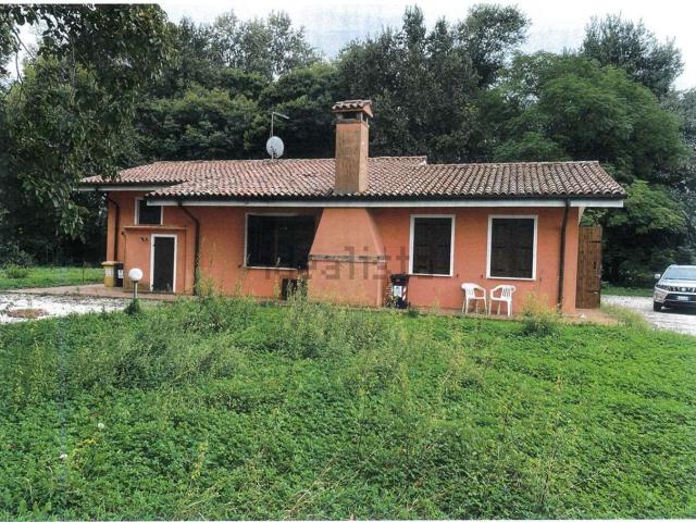 Villetta indipendente in vendita di 200 m²