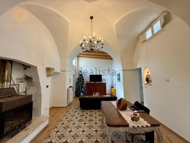 Villetta indipendente in vendita di 200 m² in Via Corsano, 73034