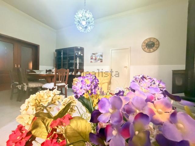 Villetta indipendente in vendita di 200 m² in Via Catania