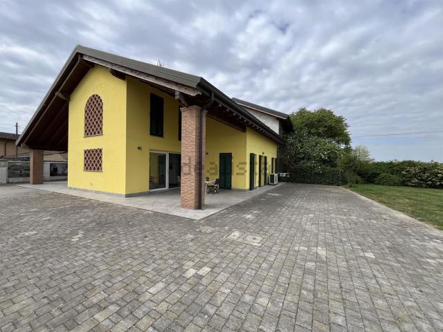 Villetta indipendente in vendita di 200 m² in Via Castellana
