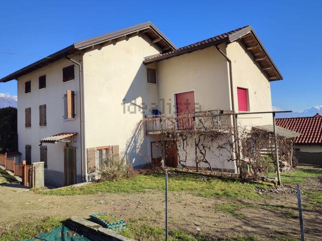 Villetta indipendente in vendita di 200 m² in Via Centrale, 42