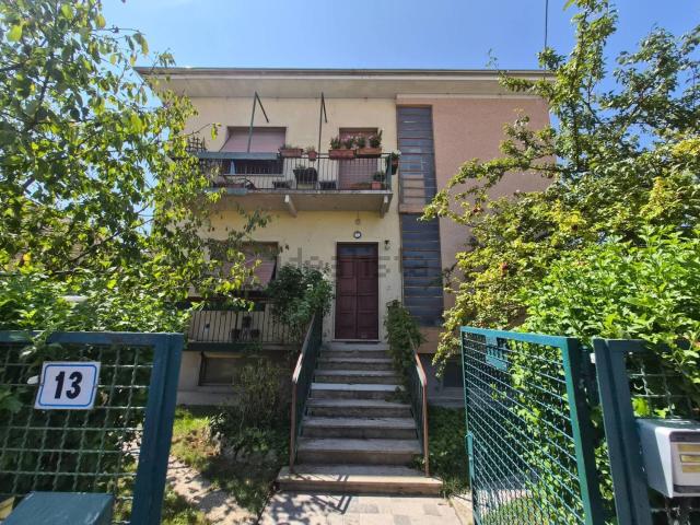 Villetta indipendente in vendita di 200 m² in Via Clemente, 13