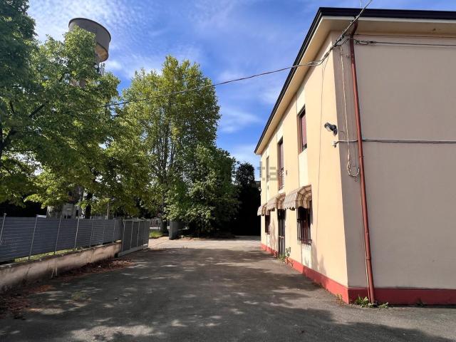 Villetta indipendente in vendita di 200 m² in Via Achille Grandi, 14