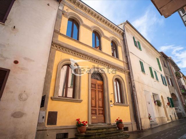 Villetta indipendente in vendita di 200 m² in Via Asilo, 11