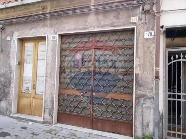Villetta indipendente in vendita di 200 m² in Via Baratta, 178