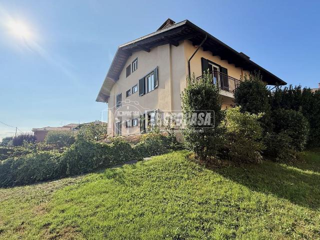 Villetta indipendente in vendita di 200 m² in Via Barazzetto