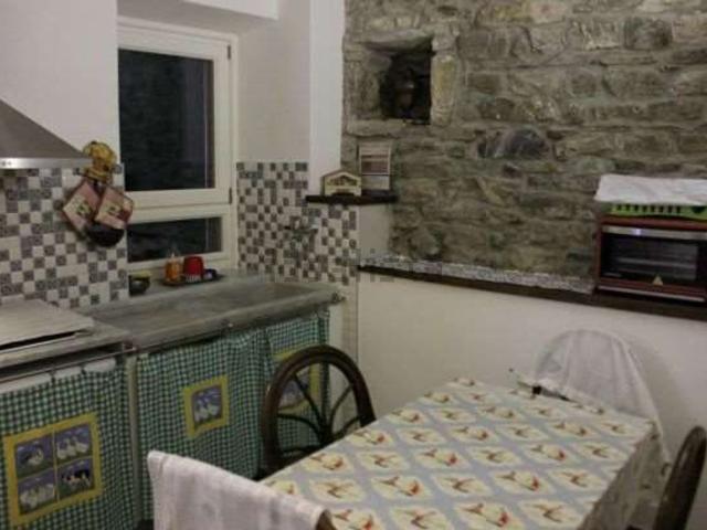 Villetta indipendente in vendita di 200 m² in Via Bastreri Tancredi
