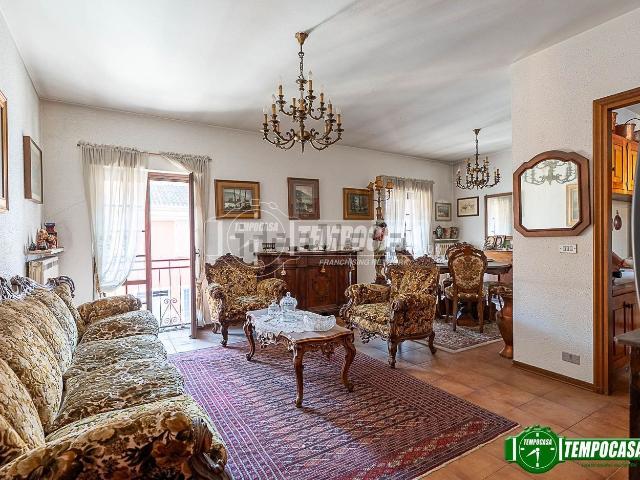 Villetta indipendente in vendita di 200 m² in Via Giuseppe Garibaldi