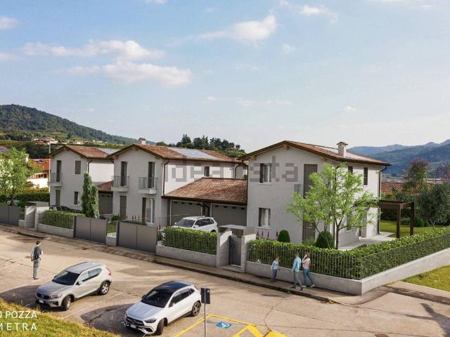 Villetta indipendente in vendita di 200 m² in Via Giuseppe Verdi