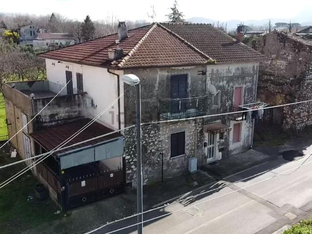 Villetta indipendente in vendita di 200 m² in Via Girone
