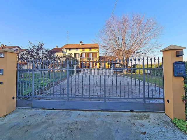 Villetta indipendente in vendita di 200 m² in Via Guglielmo Marconi, 159