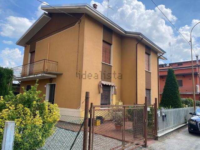 Villetta indipendente in vendita di 200 m² in Via Don Giovanni Minzoni