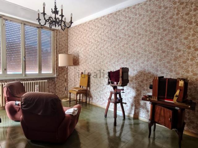 Villetta indipendente in vendita di 200 m² in Via Dante Alighieri