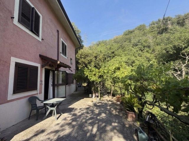 Villetta indipendente in vendita di 200 m² in Via del Collio, 9