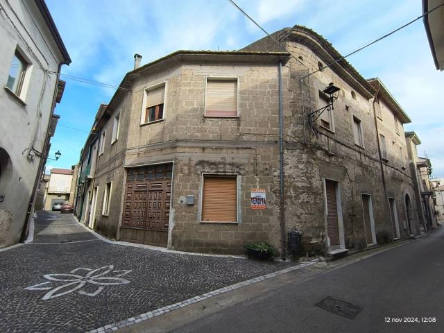 Villetta indipendente in vendita di 200 m² in Via del Commercio, 19