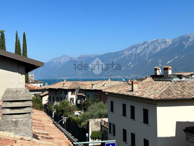 Villetta indipendente in vendita di 200 m² in Via della Libertà