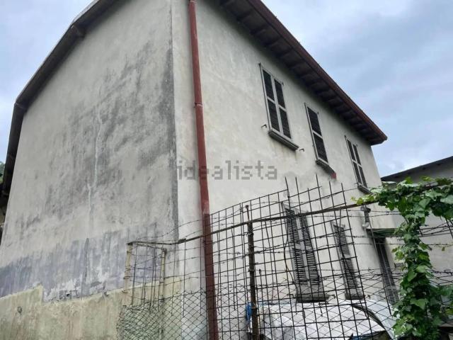 Villetta indipendente in vendita di 200 m² in Via della Pace