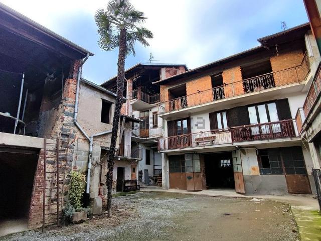 Villetta indipendente in vendita di 200 m² in Via della Vittoria