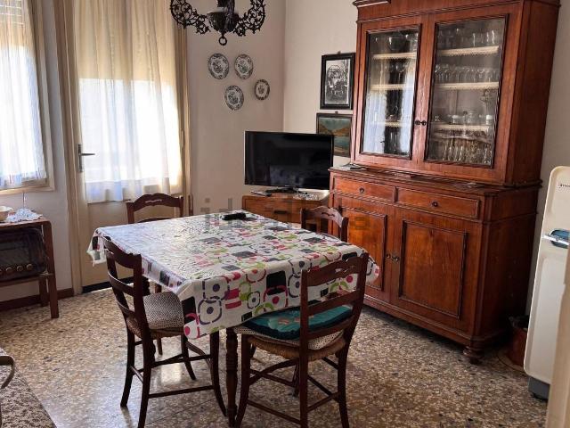 Villetta indipendente in vendita di 200 m² in Via Fontane