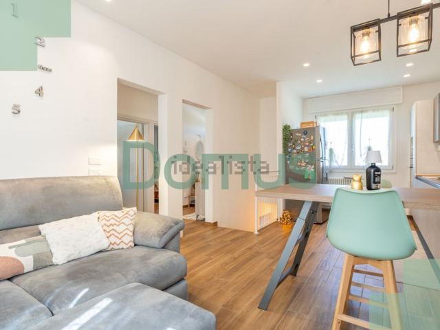 Villetta indipendente in vendita di 200 m² in Via Fiora, 40