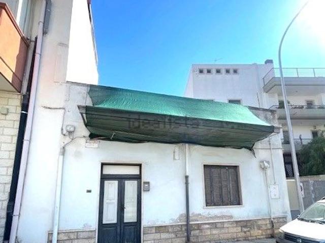 Villetta indipendente in vendita di 200 m² in Via Isonzo