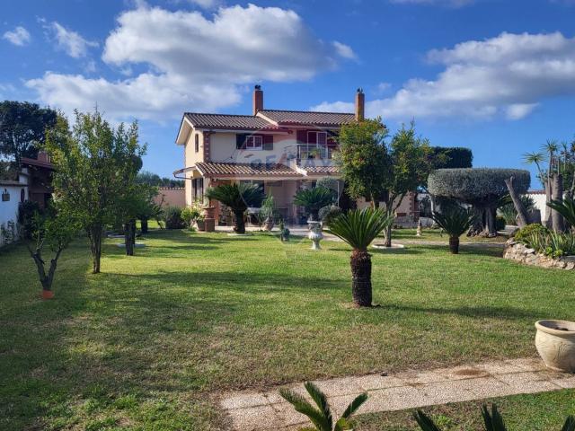 Villetta indipendente in vendita di 200 m² in Via Luigi Boccherini, 15