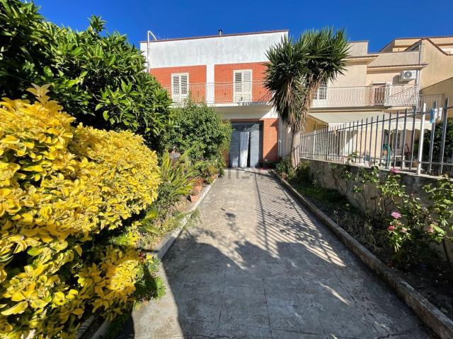 Villetta indipendente in vendita di 200 m² in Via Luigi Pirandello