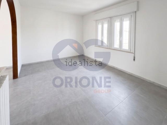 Villetta indipendente in vendita di 200 m² in Via Modena